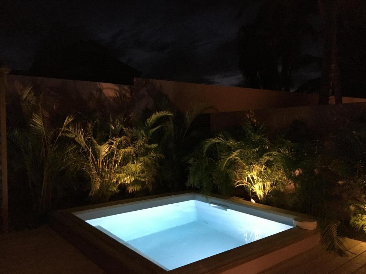 KOKOgîtes, bungalows avec piscines privatives Saint-Francois  Extérieur photo