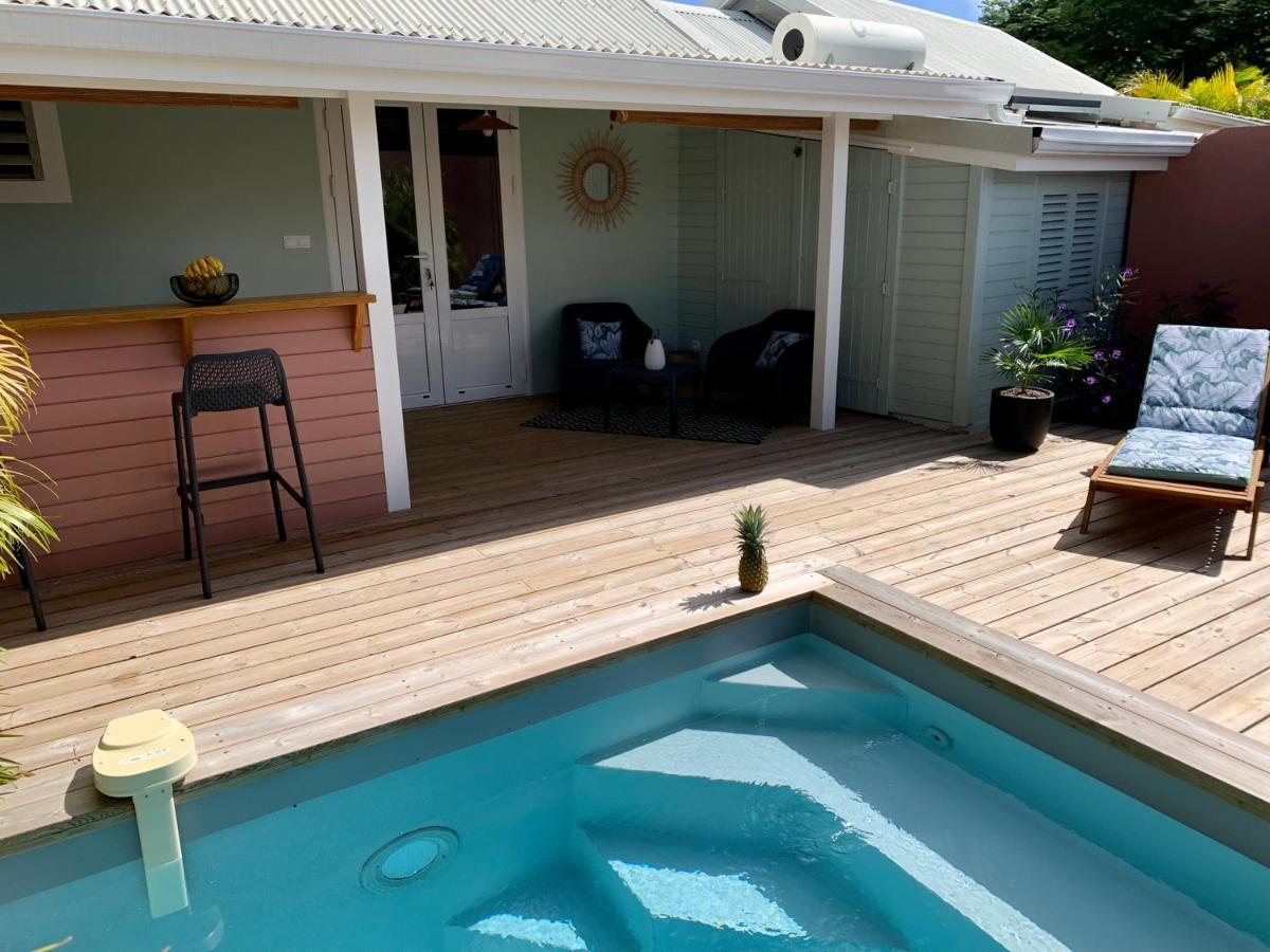 KOKOgîtes, bungalows avec piscines privatives Saint-Francois  Extérieur photo