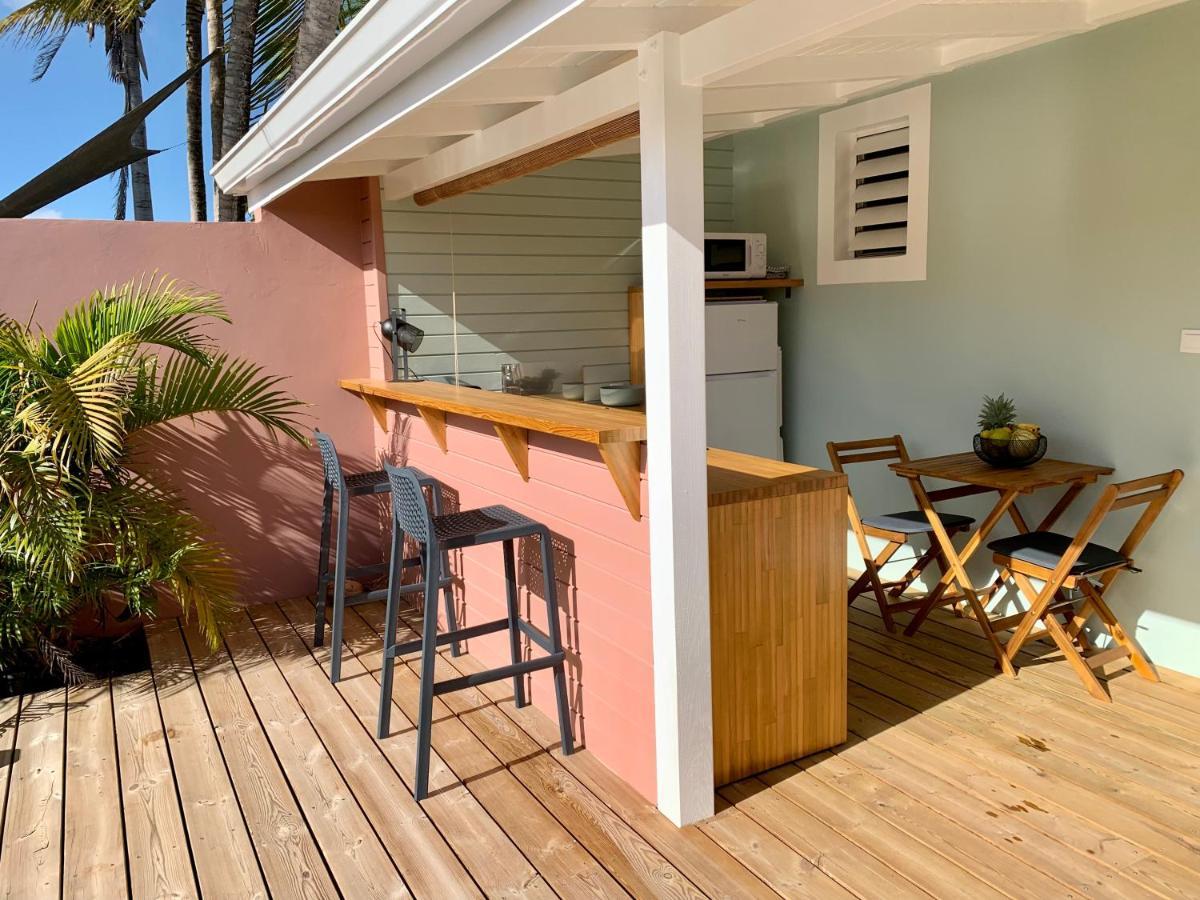 KOKOgîtes, bungalows avec piscines privatives Saint-Francois  Extérieur photo